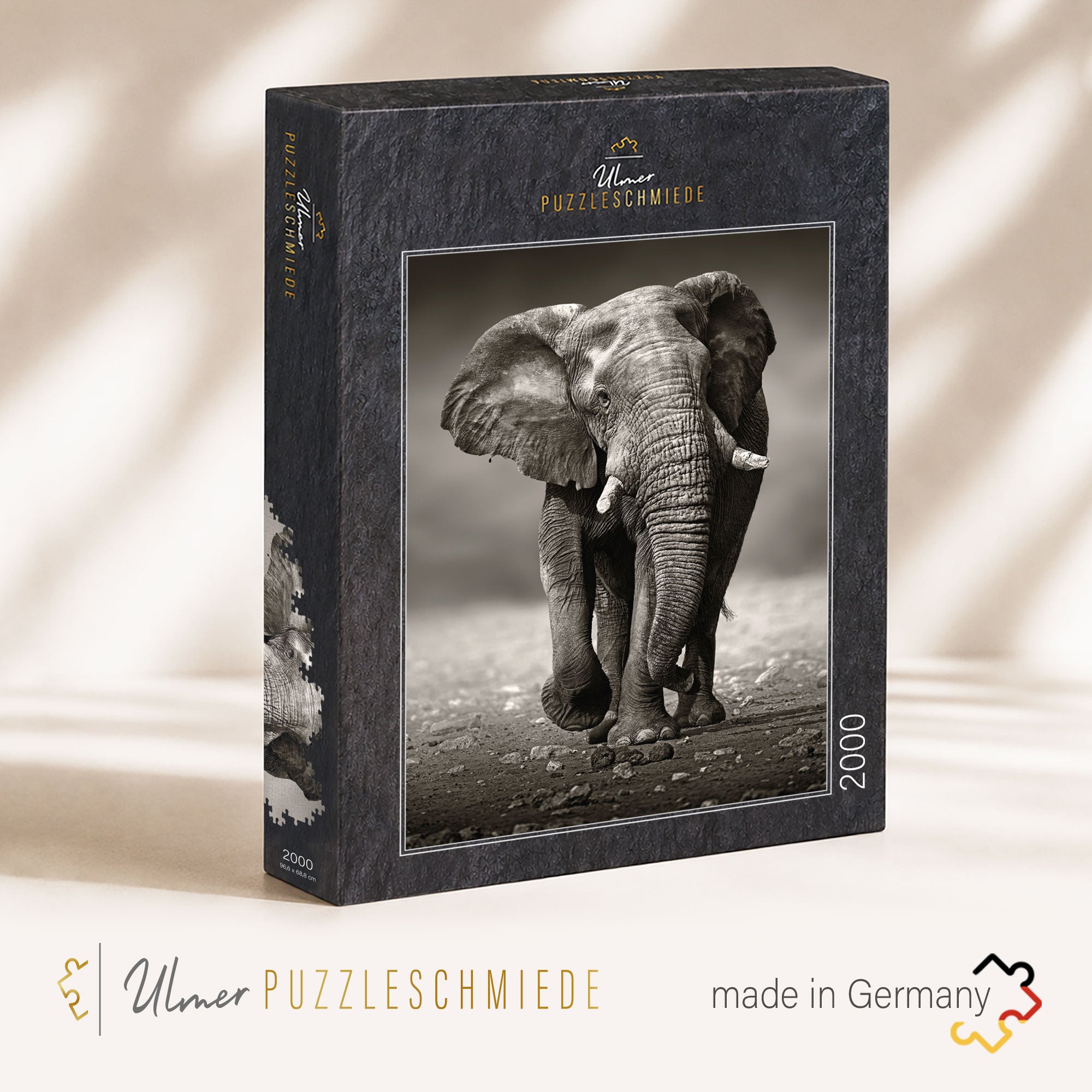 ulmer-puzzleschmiede-der-wanderer-puzzle-2000-teile-elefant image 2