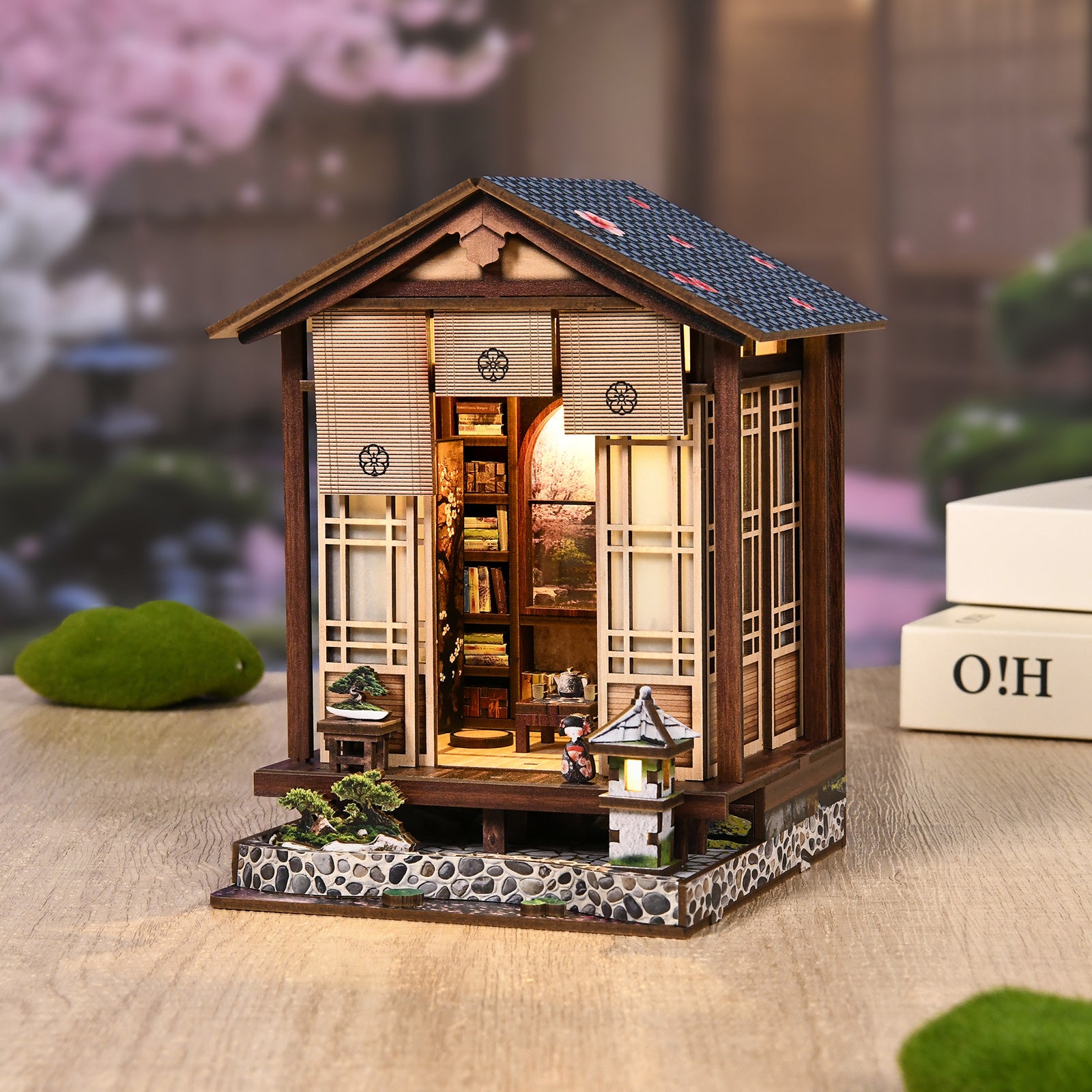 kaayee-miniature-house-moss-lantern-garden-miniaturhaus-holz image 2