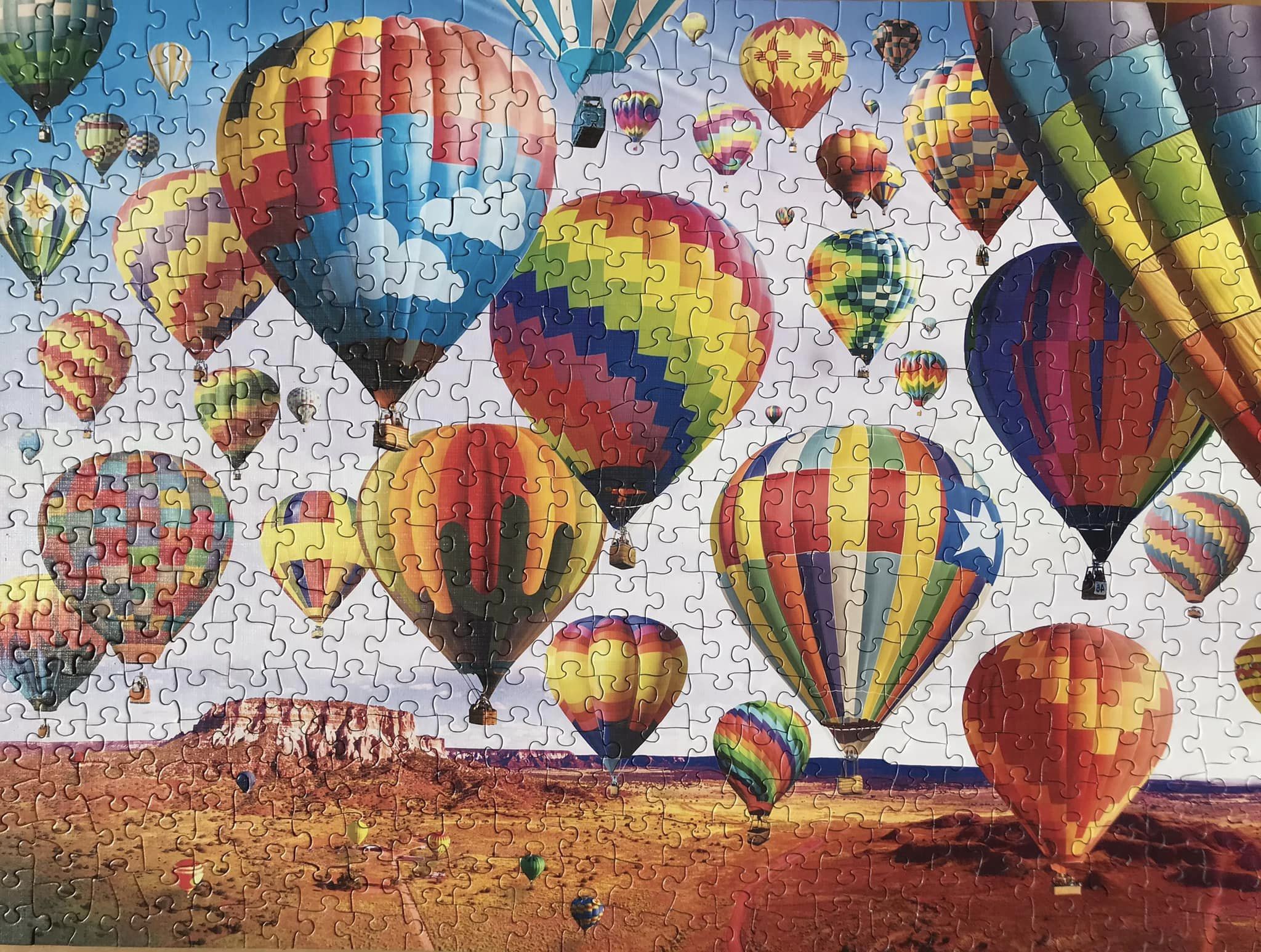 cobble-hill-500-teile-up-in-the-air-puzzle-hei-luftballons image 5